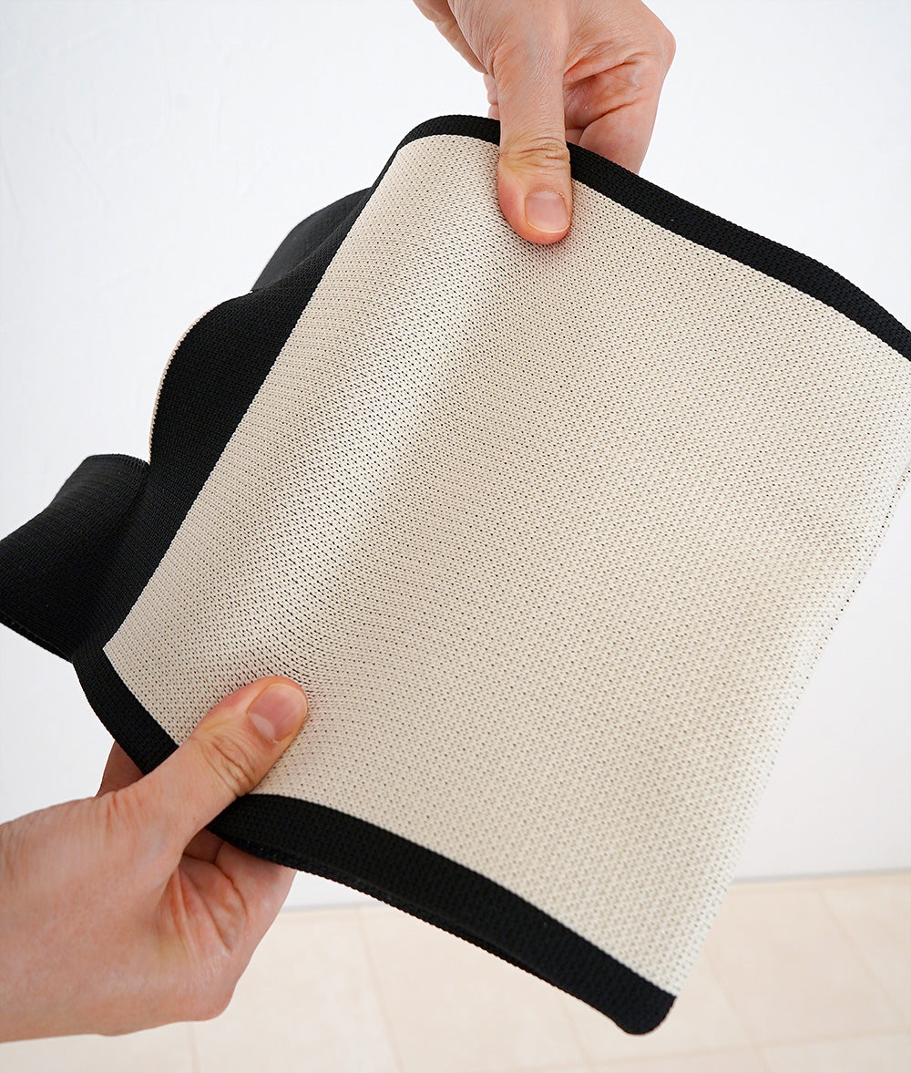 Two-tone knit bag