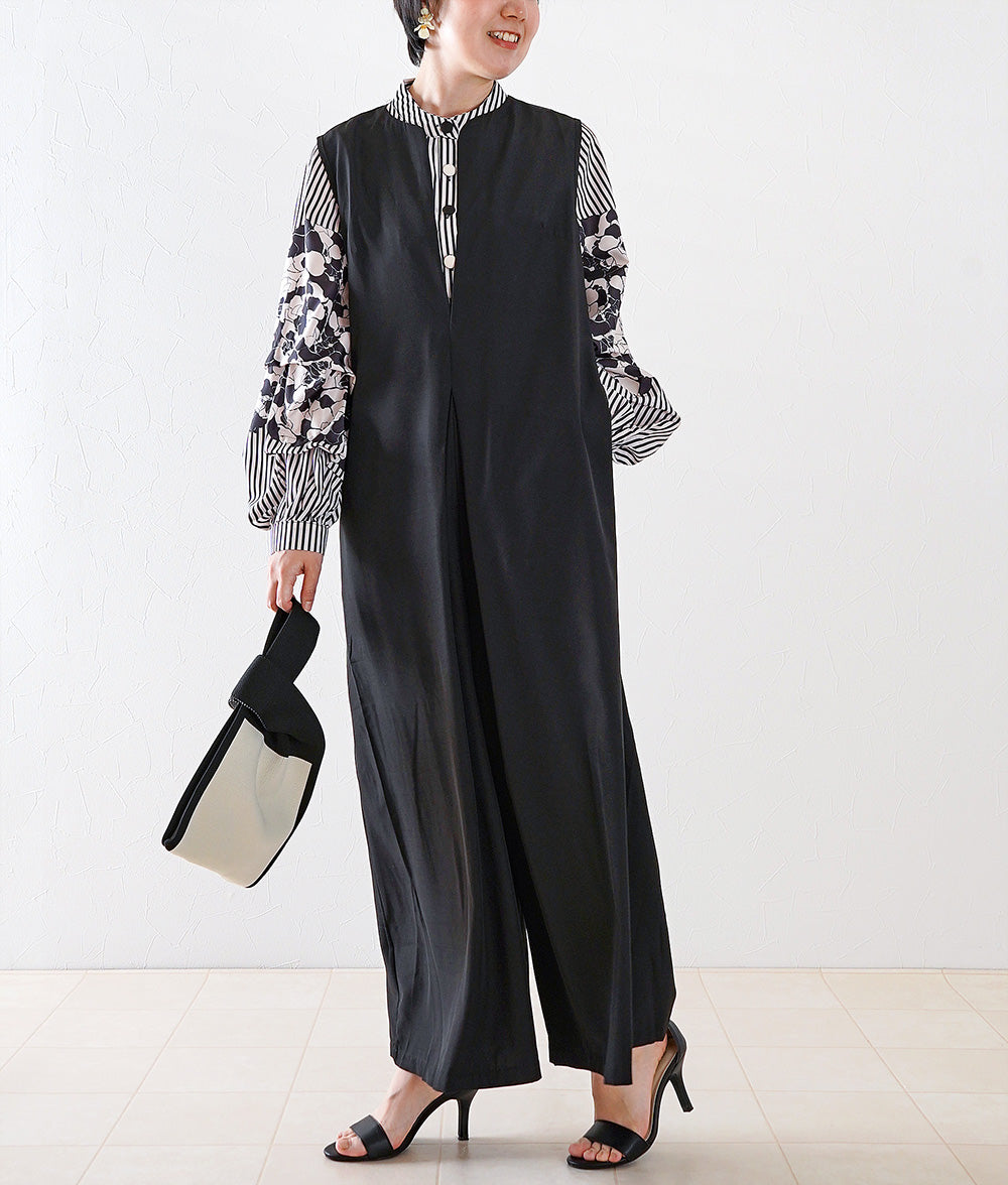 Two-tone knit bag