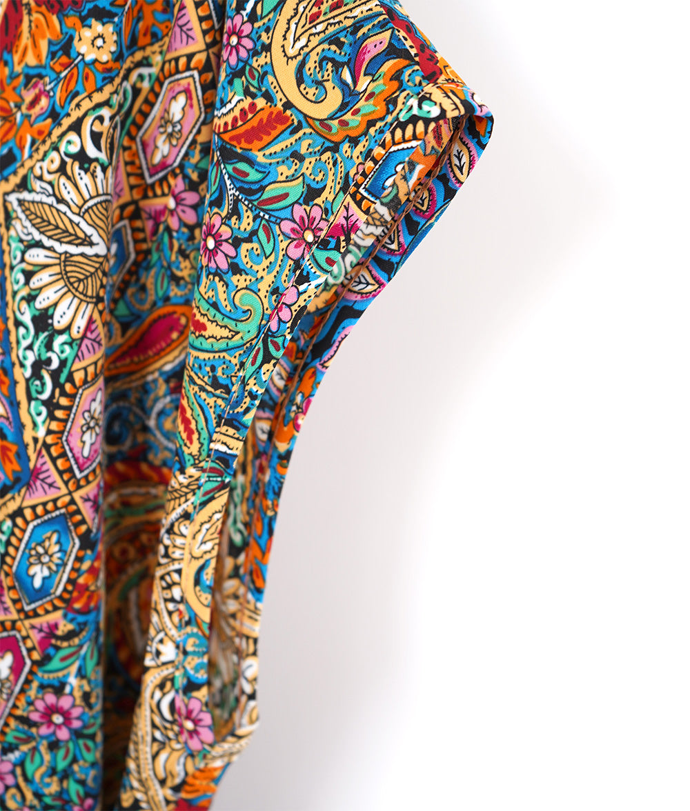 Twisted dress with exotic print