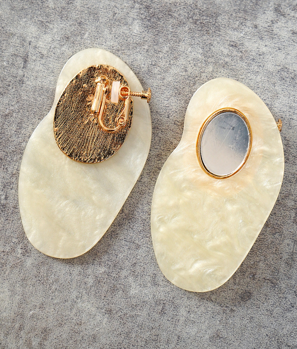 Earring like avocado