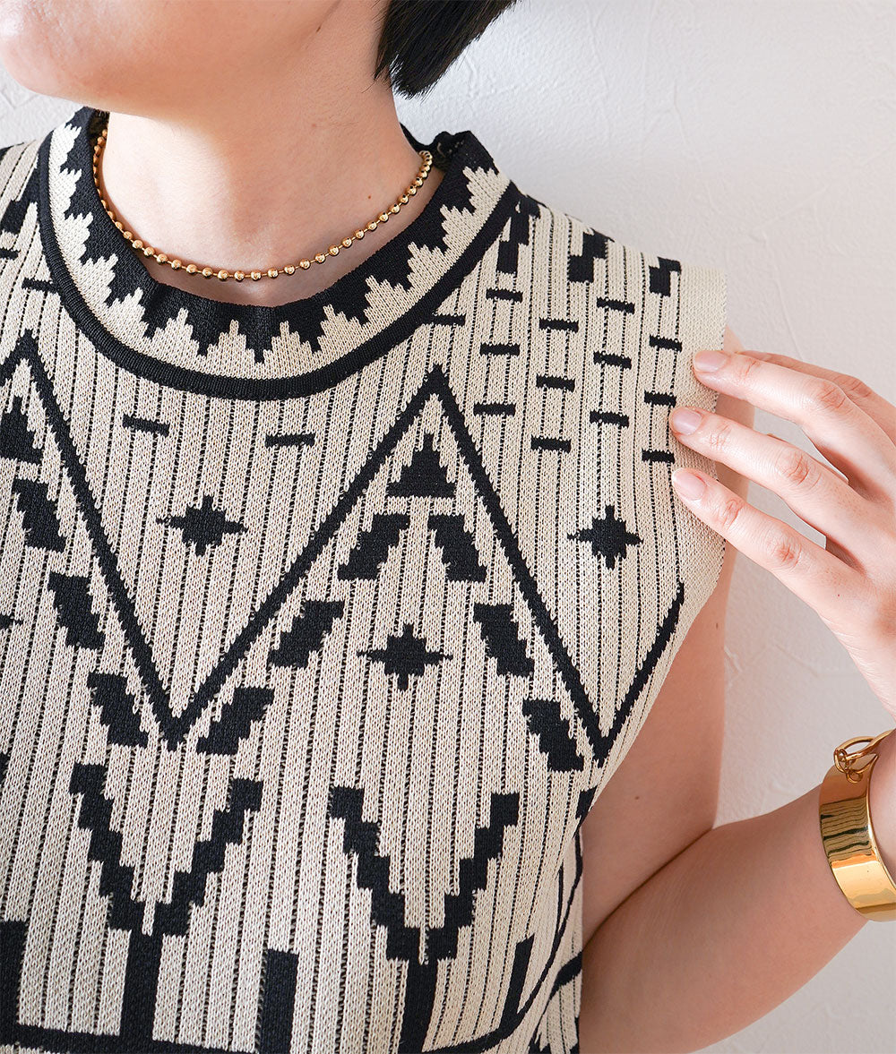 Ethnic-inspired knit jacquard top