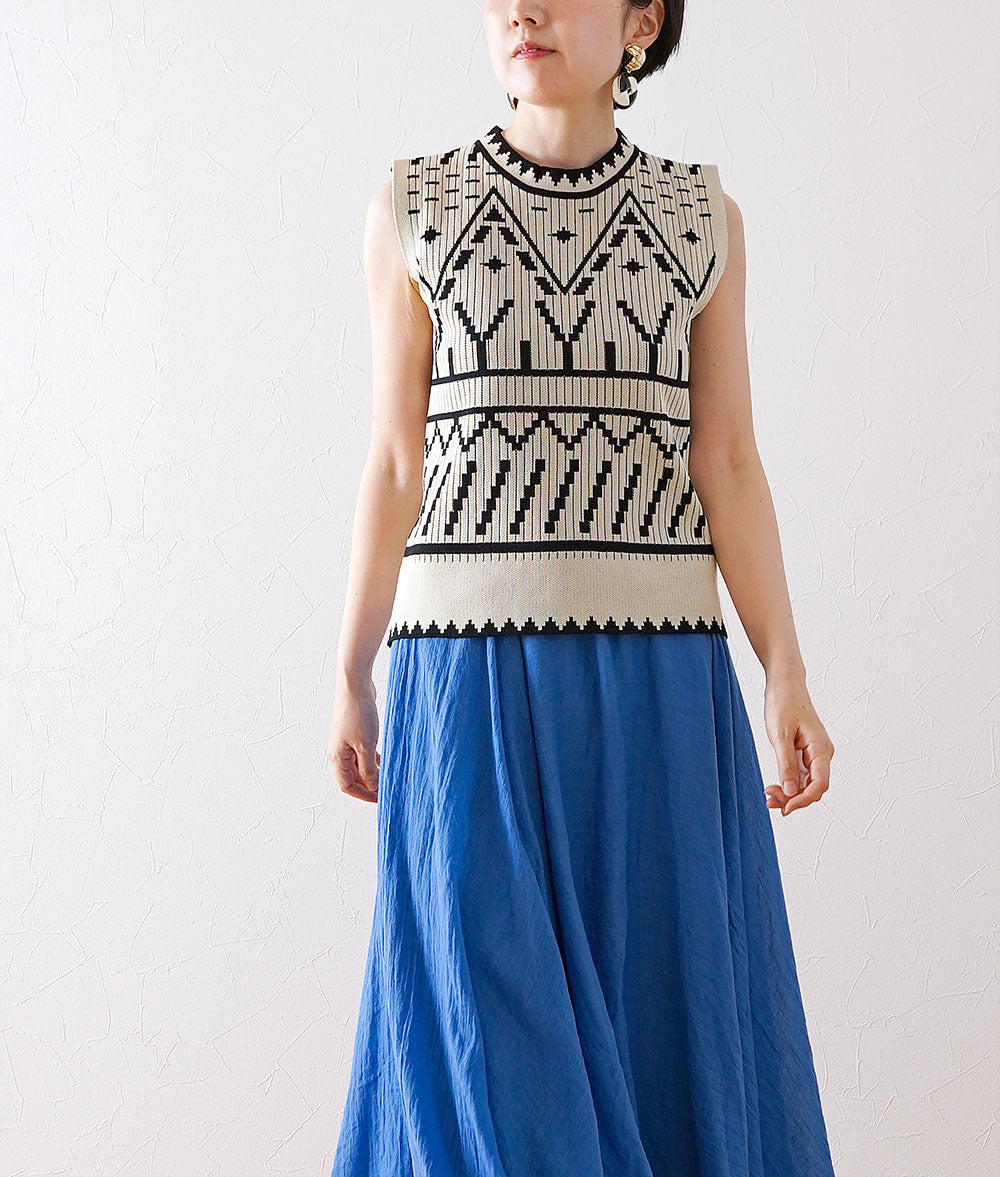 Ethnic-inspired knit jacquard top