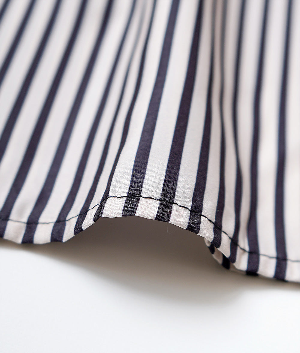Striped blouse with flower puffy sleeves
