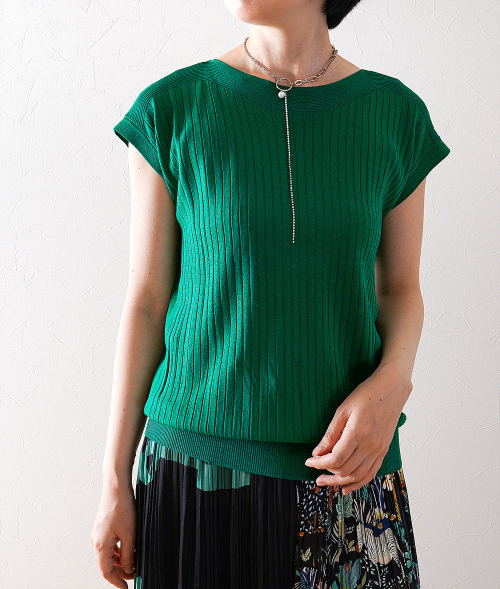 Rib-knit with great versatility