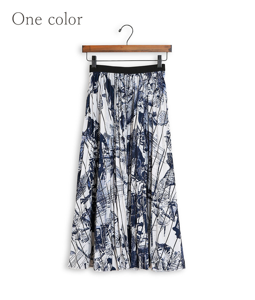 A skirt depicting the world of the sea