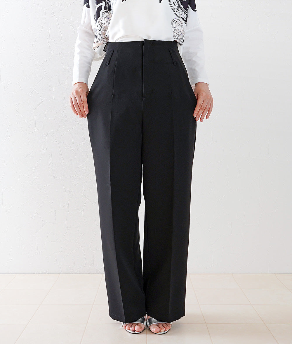 High waist pants for a clean look