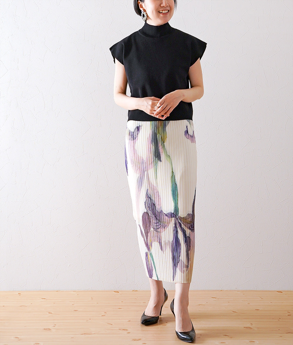 Blurred Flower Pleated Dress