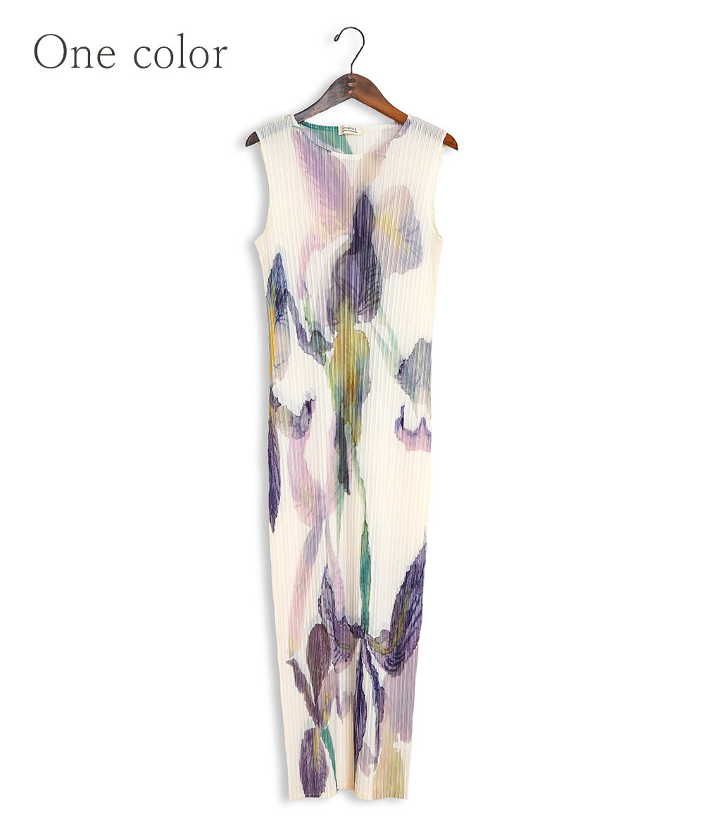Blurred Flower Pleated Dress