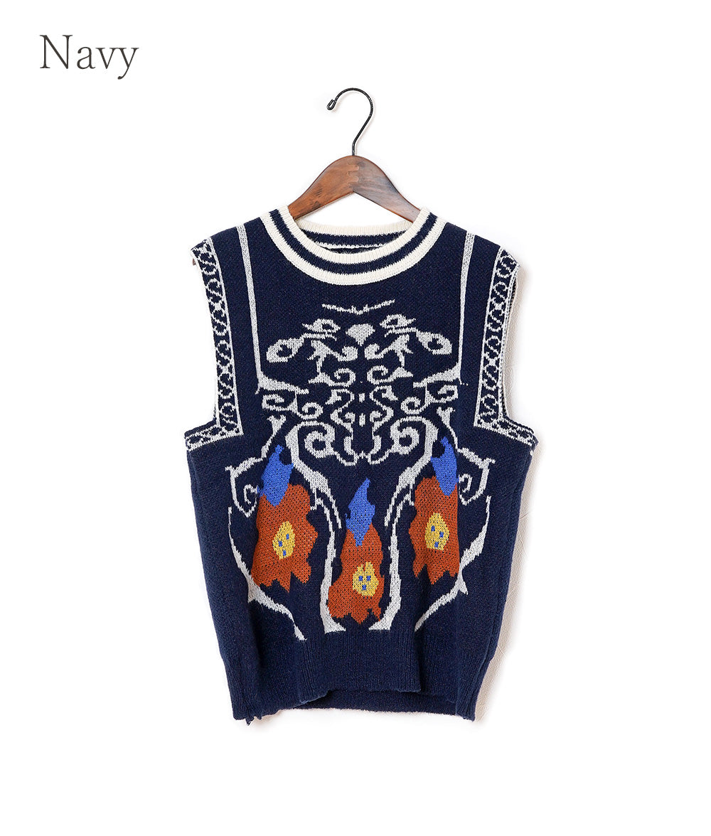 Geometric jacquard knit vest