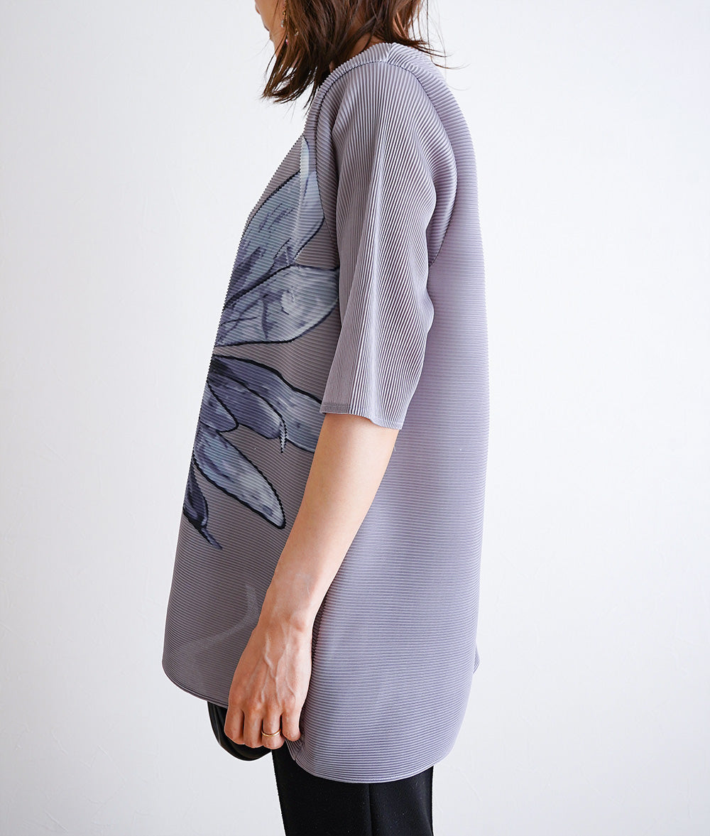 Sunflower pattern pleated blouse