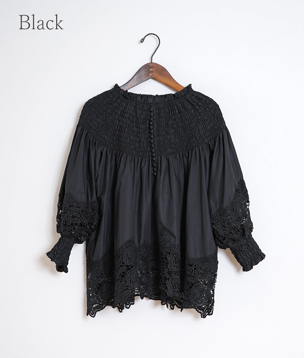 Floral lace and ruched blouse