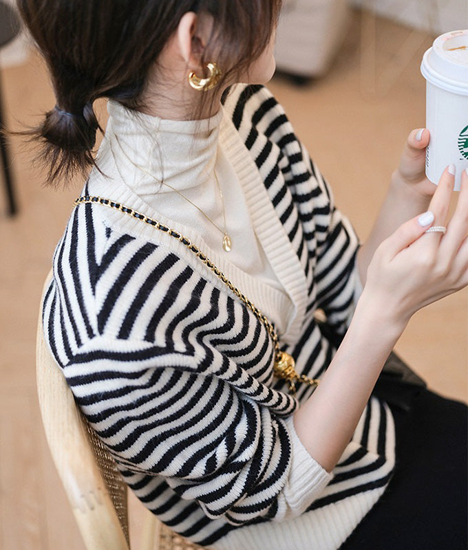 Turtleneck layered striped knit