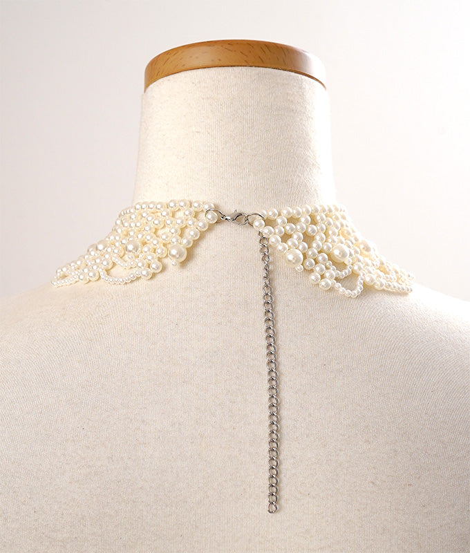 Chandelier-like pearl necklace