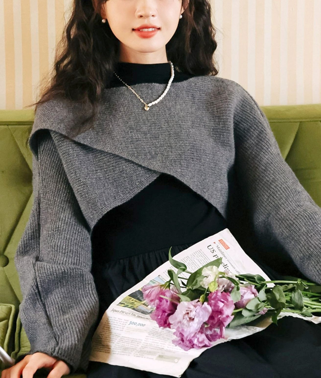 Asymmetric bolero knit