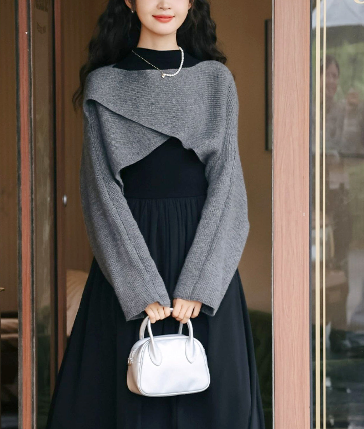 Asymmetric bolero knit