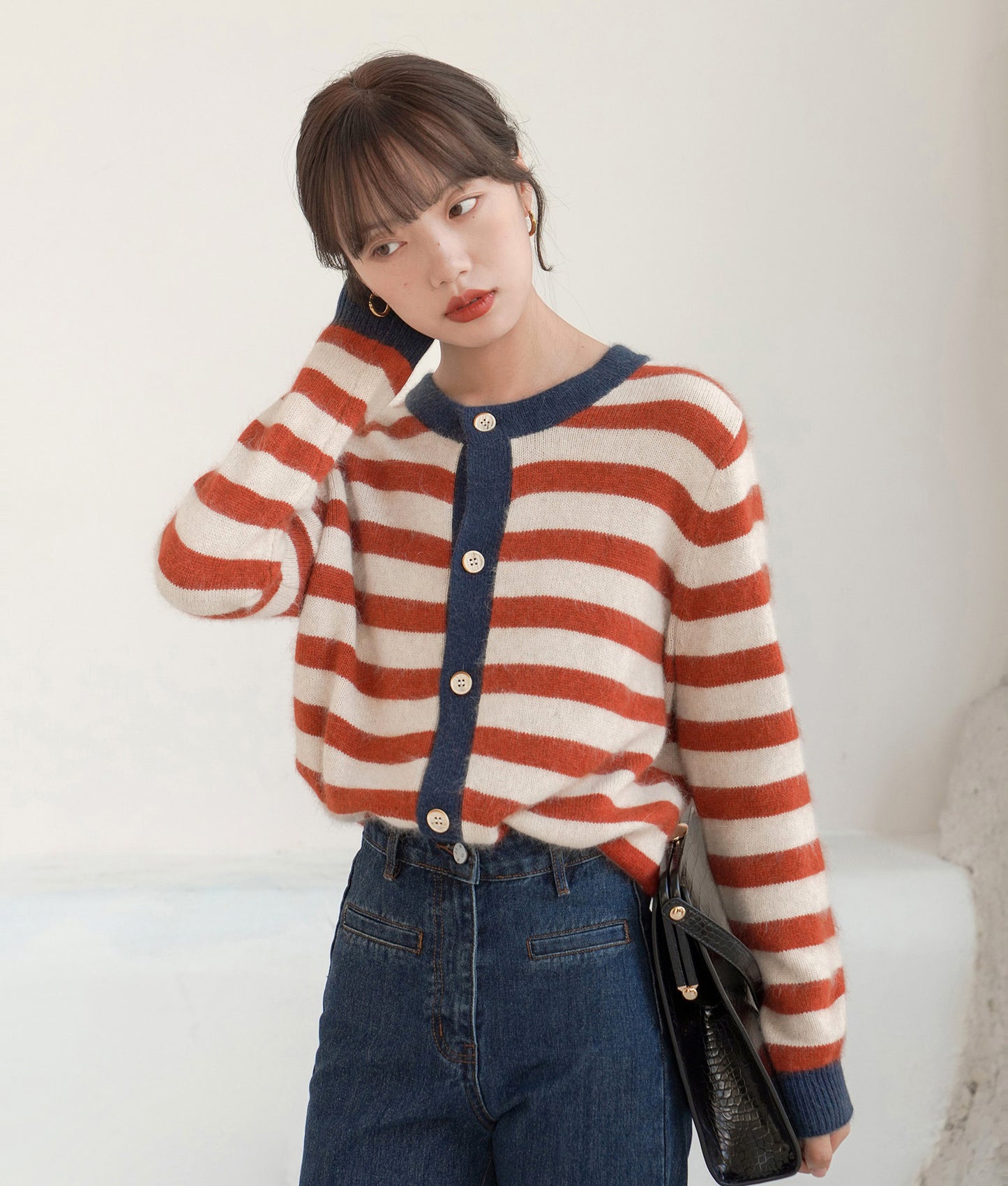 Border knit cardigan with color trim
