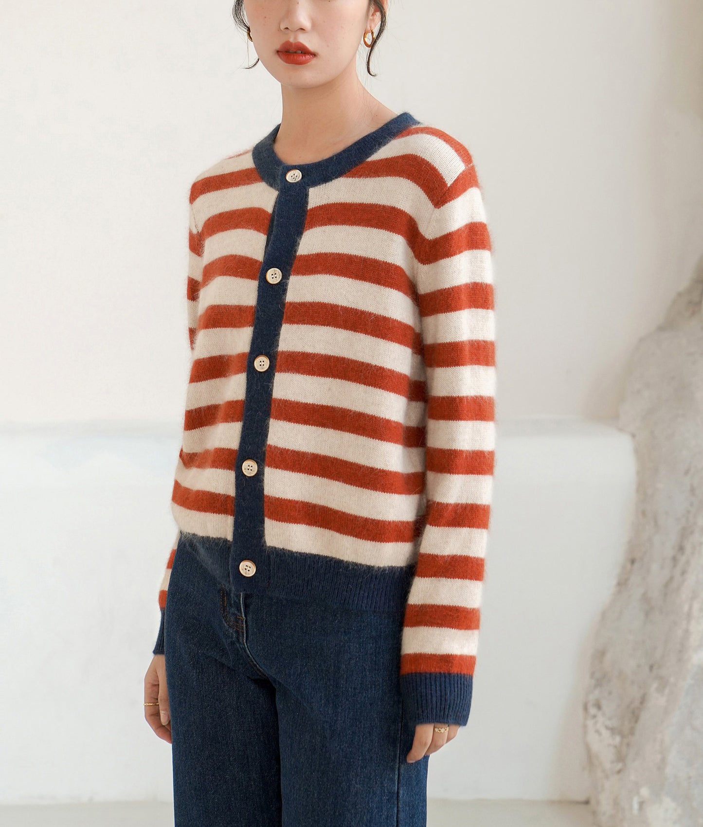 Border knit cardigan with color trim