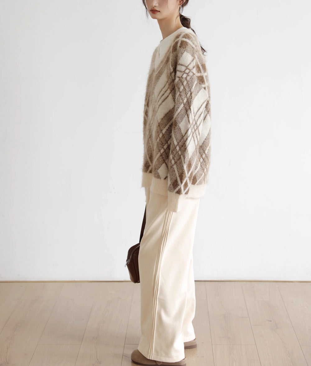 V neck bias check knit