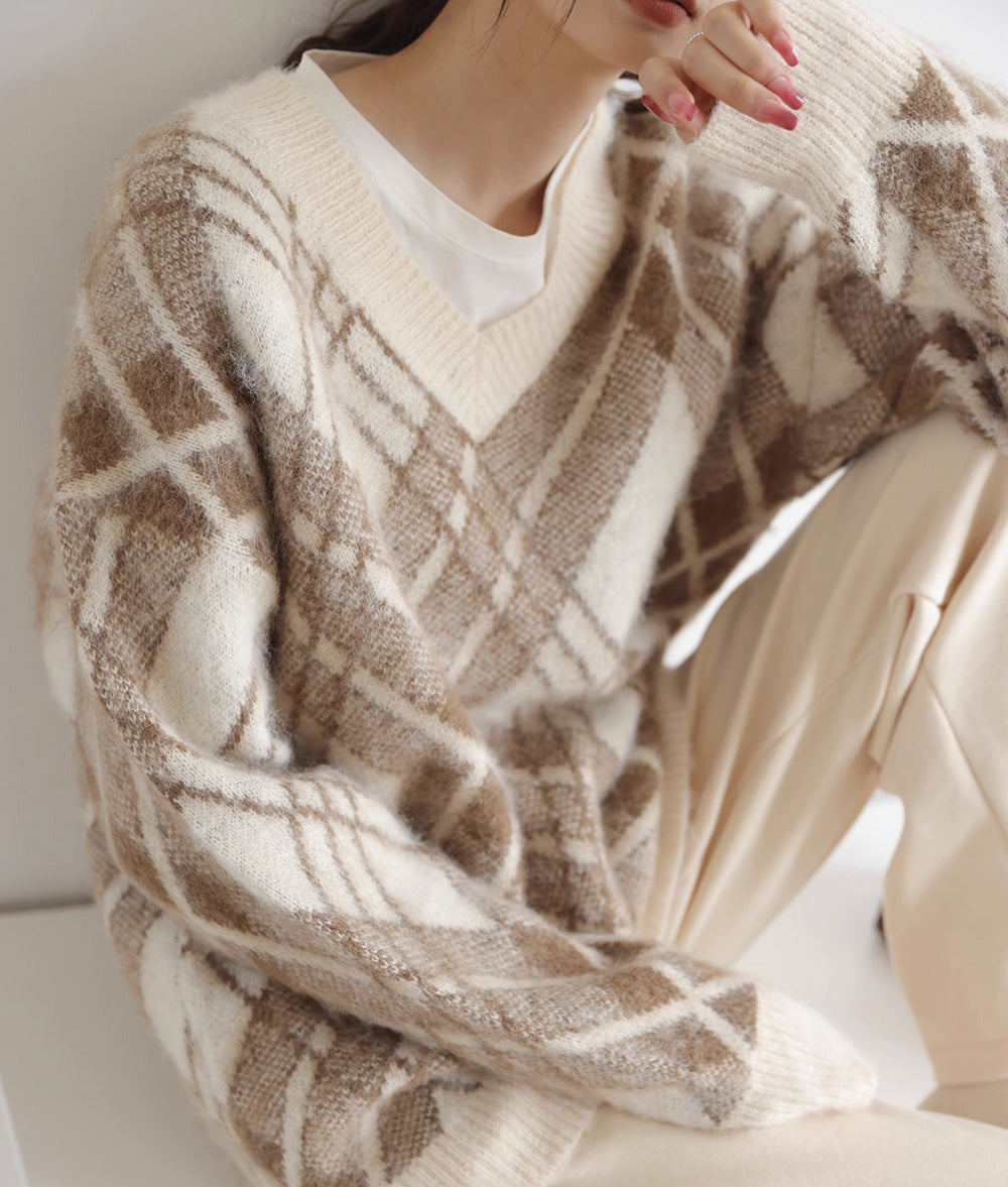 V neck bias check knit