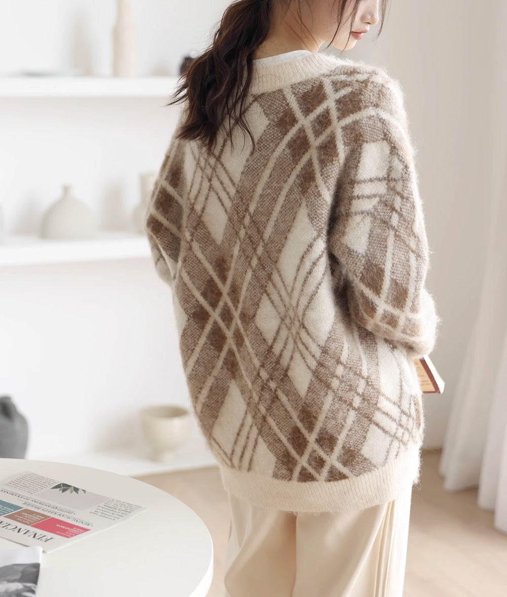 V neck bias check knit
