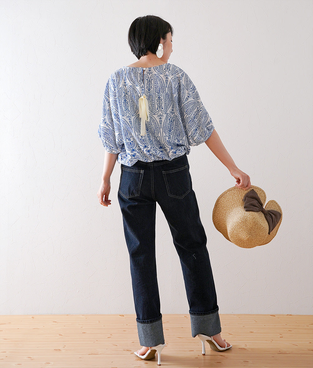 Blouse with ribbon and paisley pattern