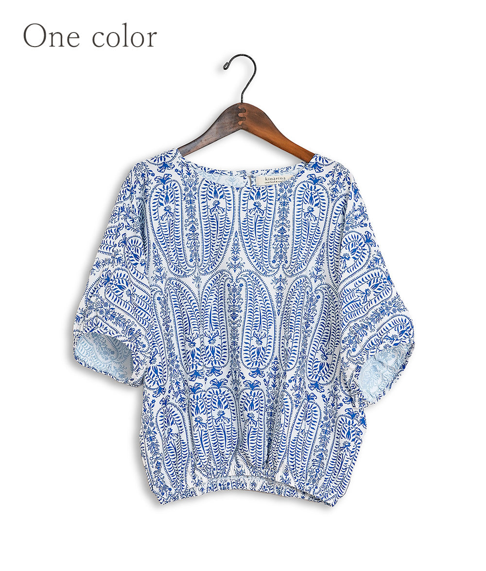 Blouse with ribbon and paisley pattern
