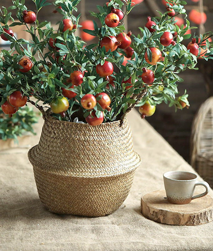 Versatile basket that can be folded