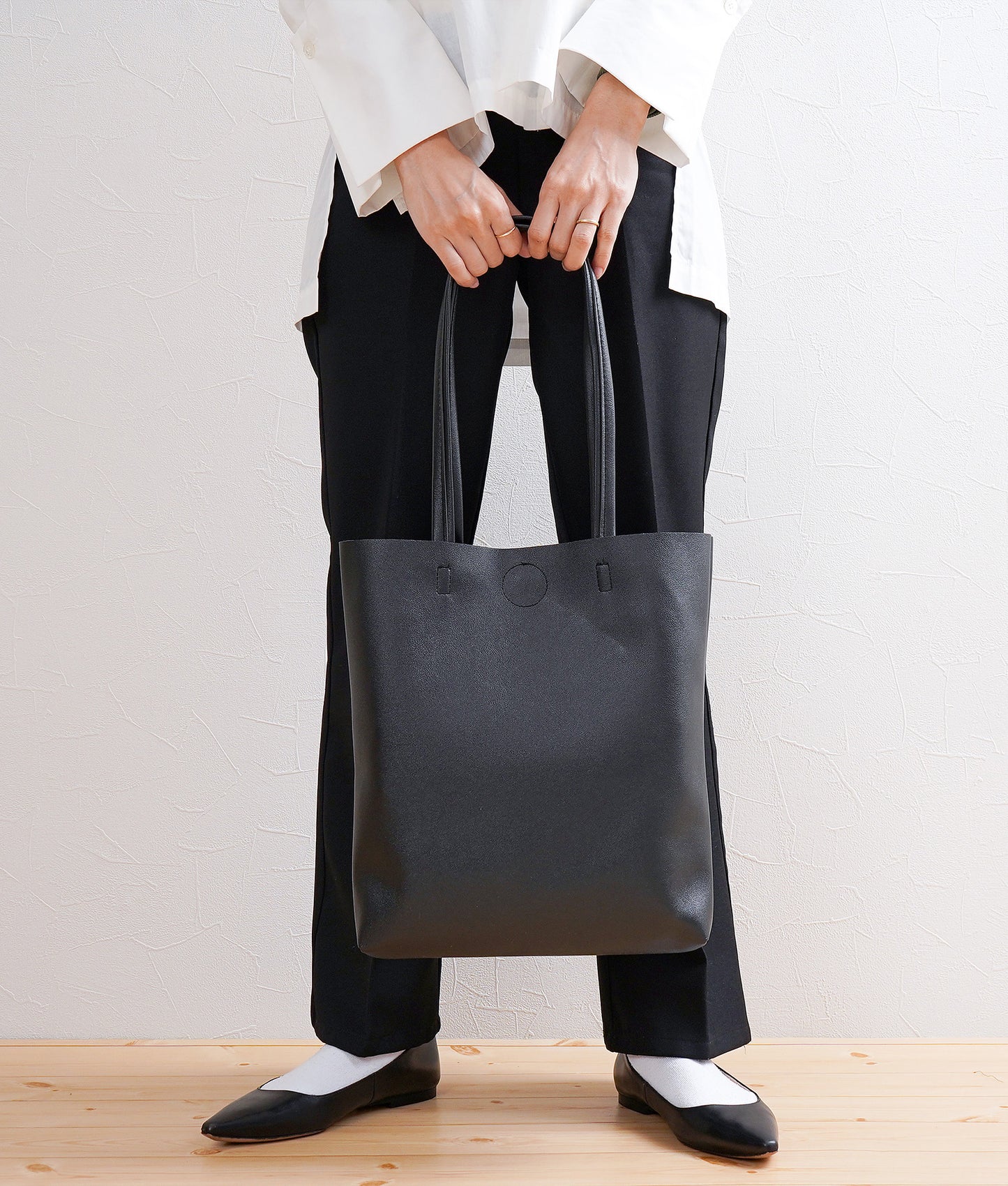 Eco leather vertical tote bag