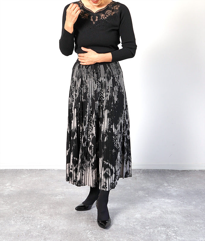 Jacquard knit long skirt