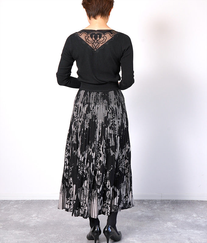 Jacquard knit long skirt