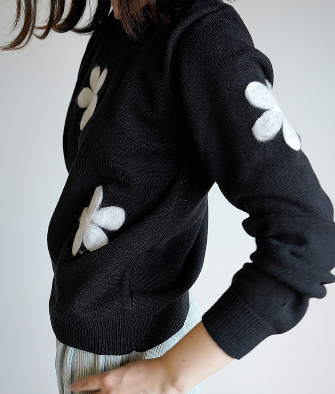 Needle punch flower knit