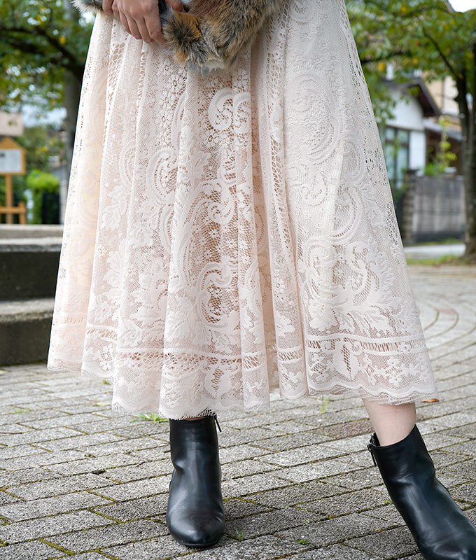 Antique lace long skirt