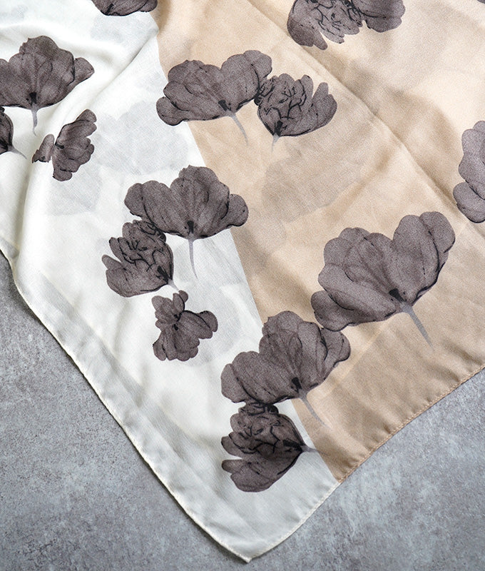 Flower print scarf