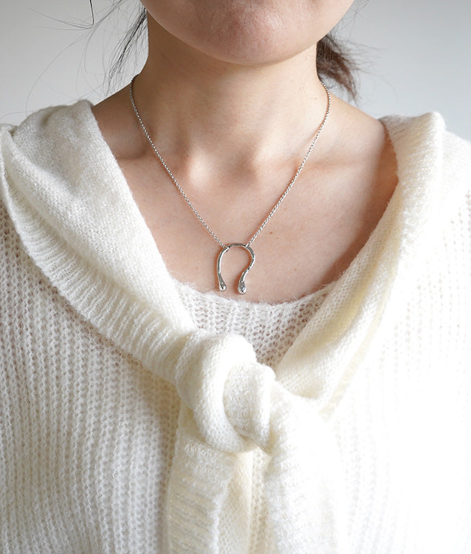 【SALE】U-shaped necklace