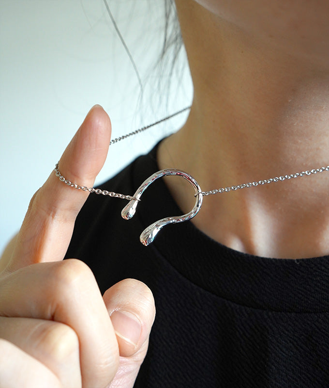 【SALE】U-shaped necklace