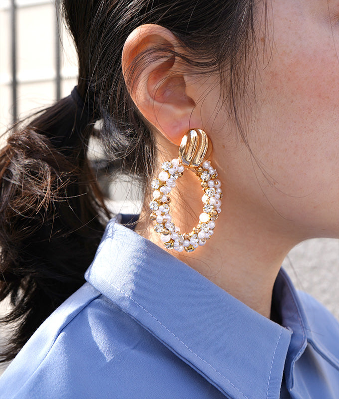 Circle pearl ear clips