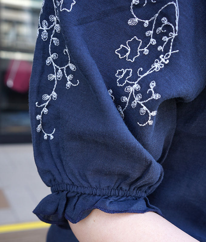 Ivy embroidary linen blouse