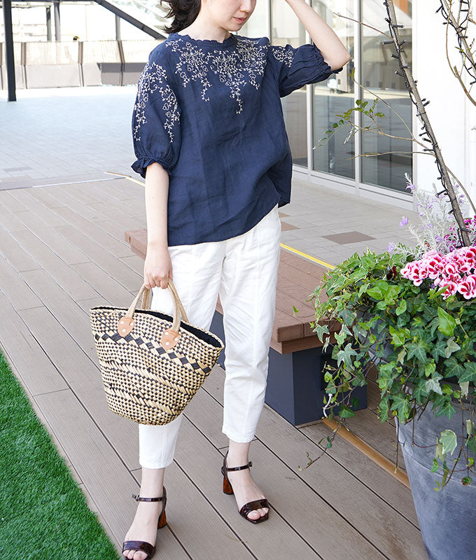 Ivy embroidary linen blouse
