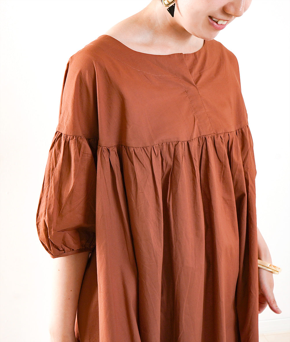 Terra cotta color big silhouette blouse