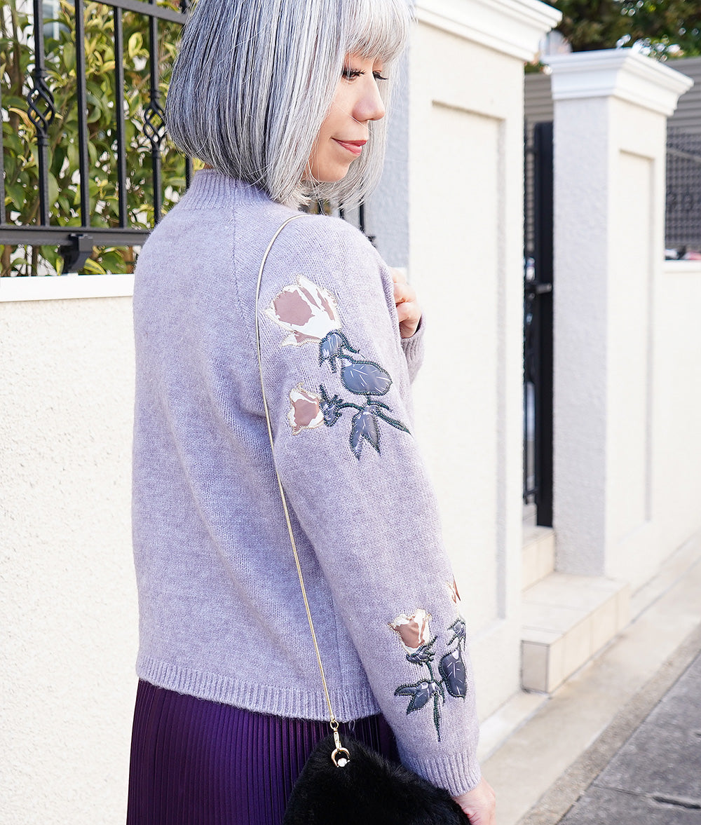 Satin flower embroidered knit