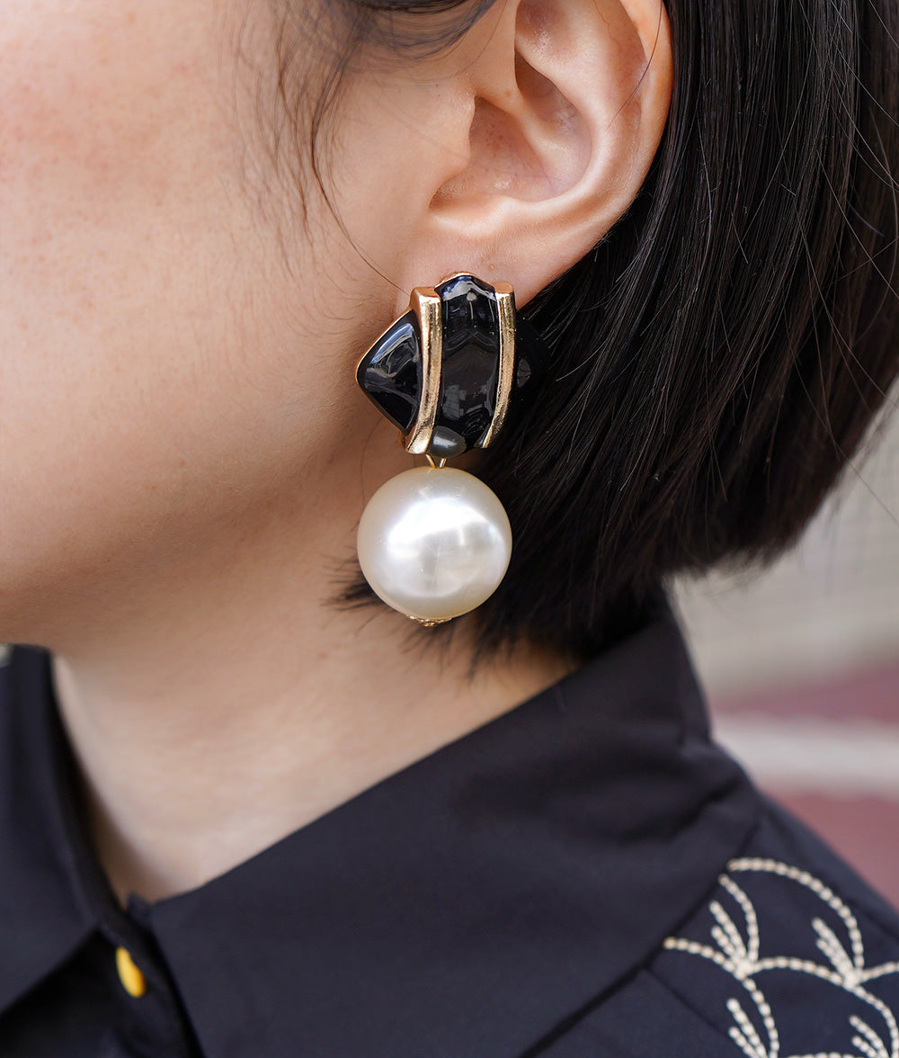 Big pearl ear clipps