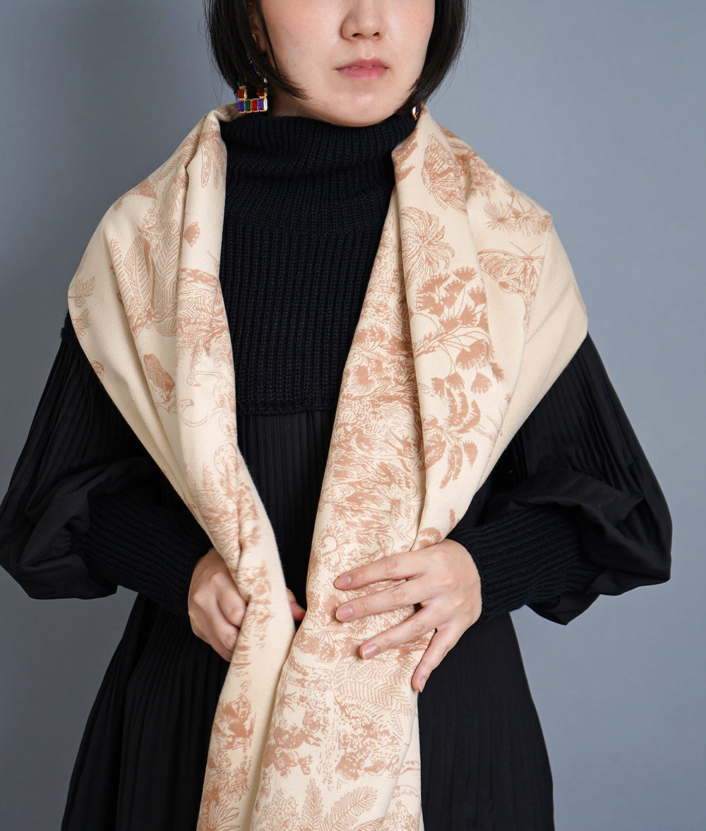 Reversible botanical stole