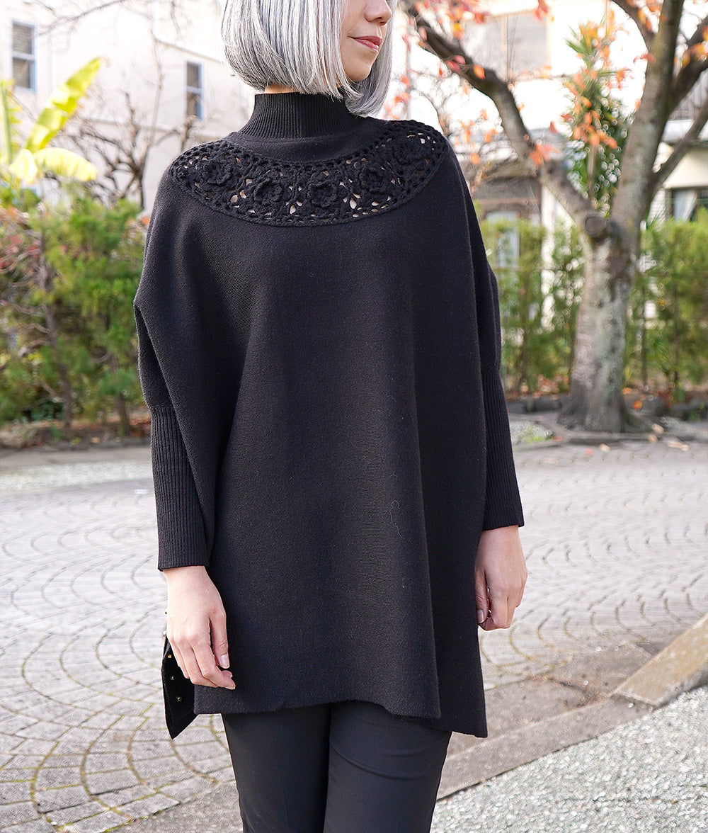 Glittering studs and crochet dolman knit