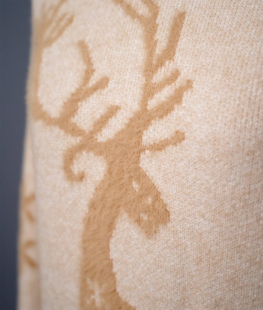 Fluffy reindeer and snowflake knit