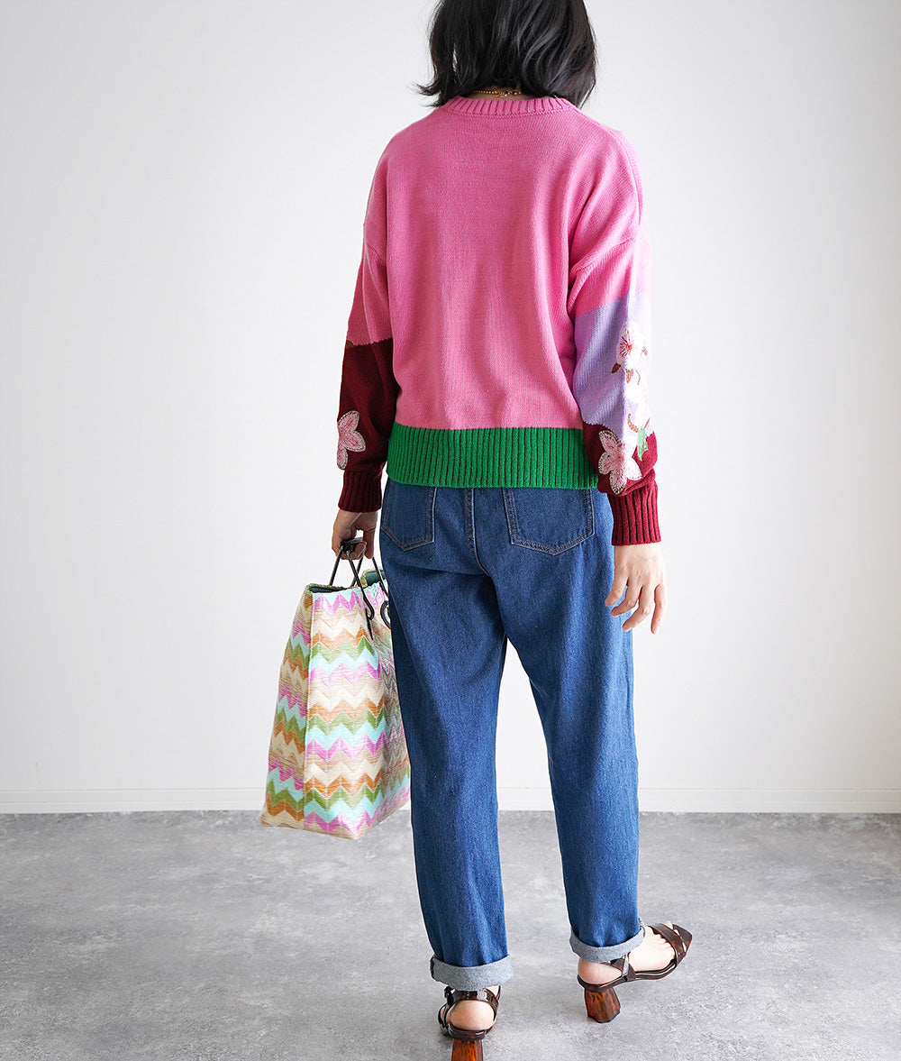Vivid color embroidery flower knit