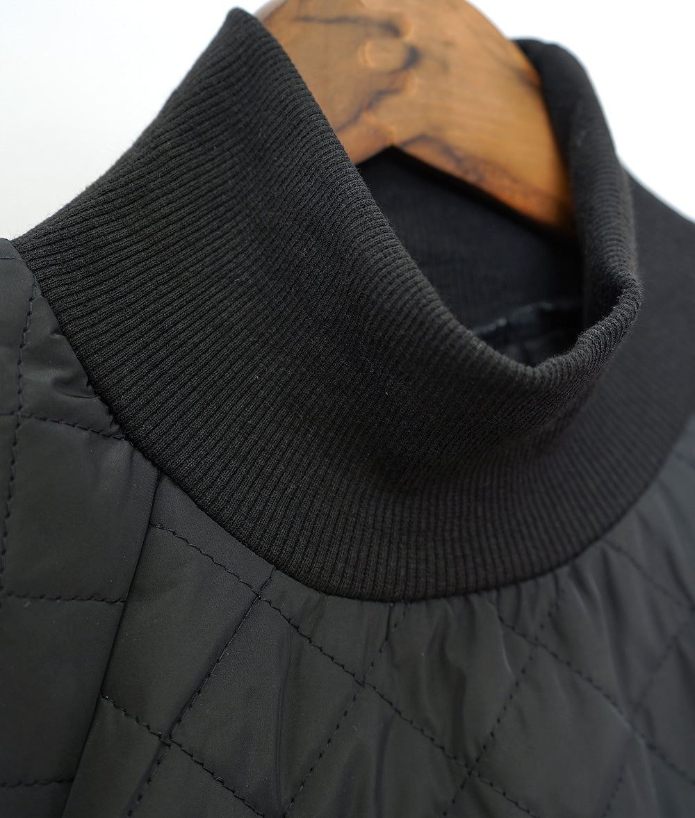 Frill quilted dress that charms you in black