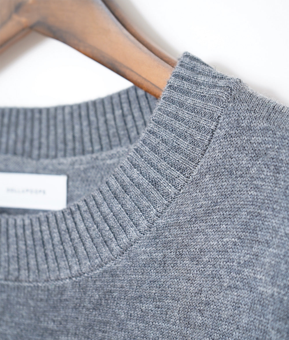 A must-see for fashionistas! cat knit