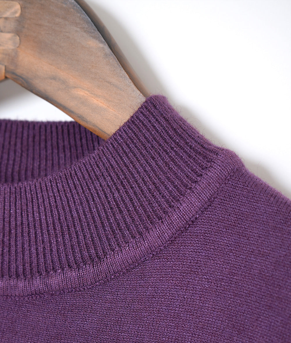 Point sleeve knit dress with belt