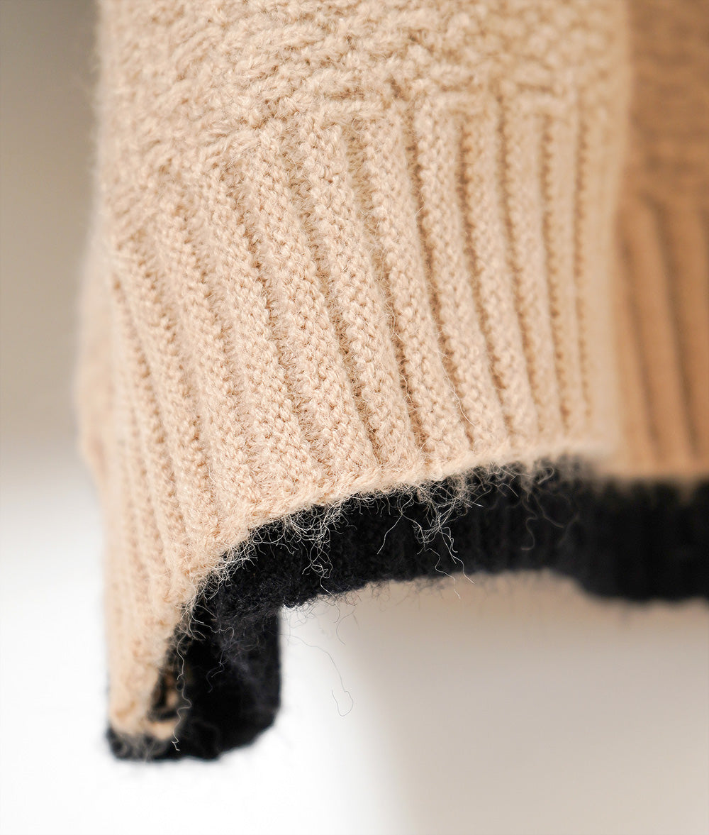 Lace and sweet bicolor knit