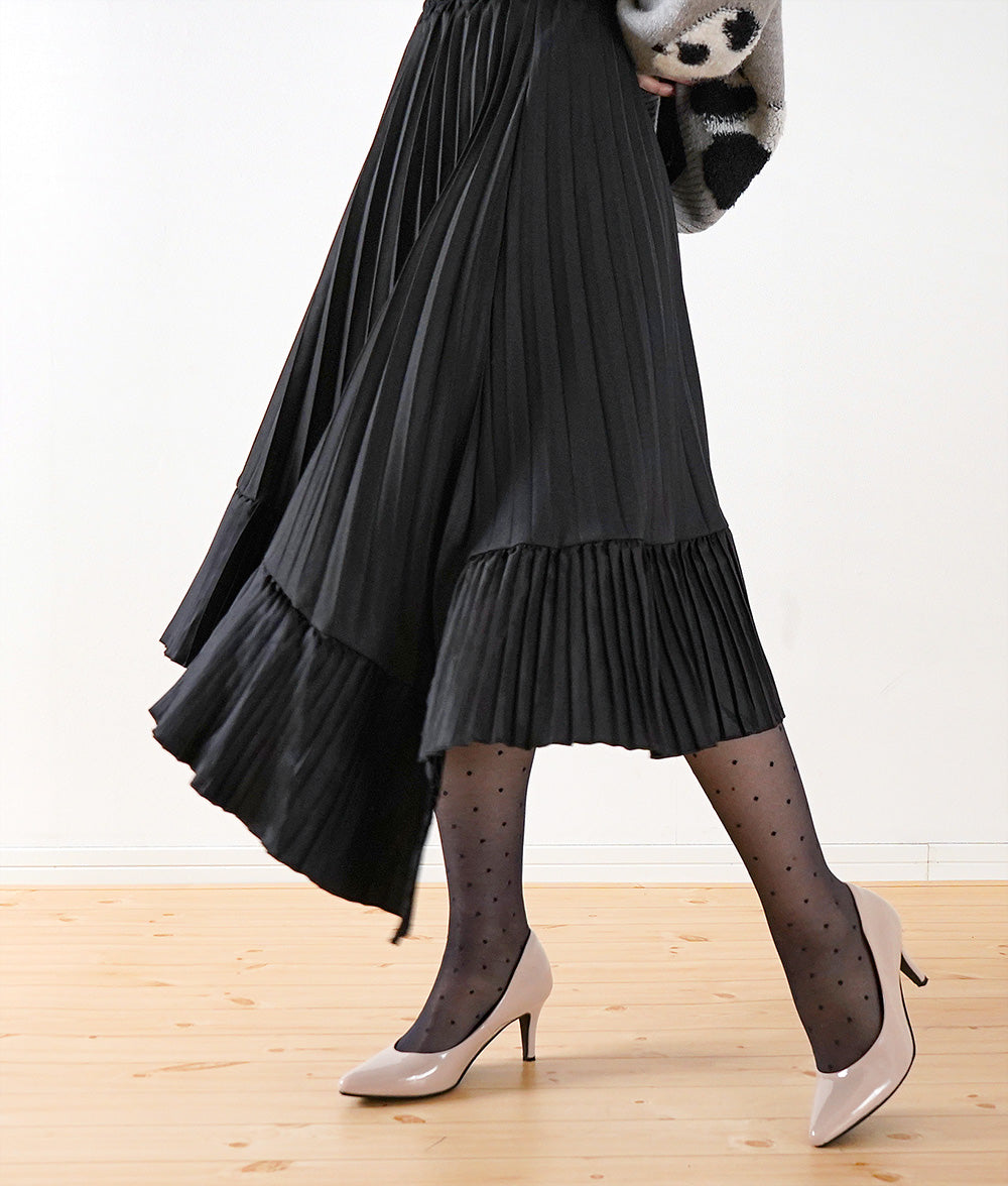 【SALE】Pleated skirt with asymmetric hem